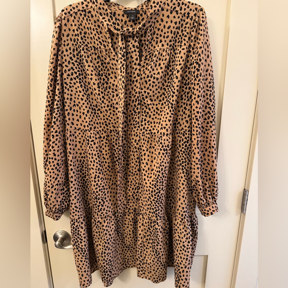 Halogen Animal Print Tie-Neck Dress